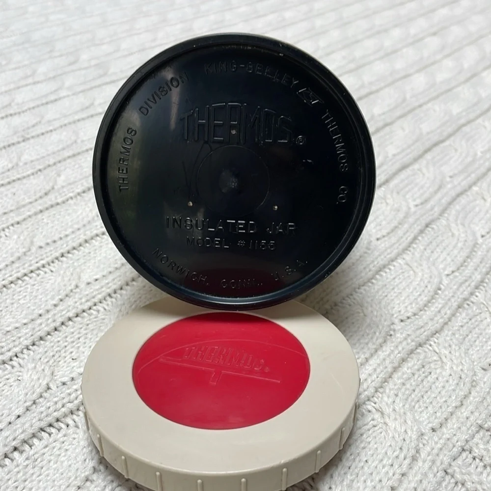 Thermos vtg tan